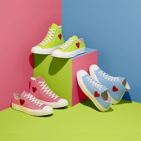 1970s big love eyes play chuck 70 heart 70s hi 3s canvas shoes pink green blue sneakers jointly name skateboard casual running trainers
1970s big love eyes play chuck 70 heart 70s hi 3s canvas shoes pink green blue sneakers jointly name skateboard casual running trainers