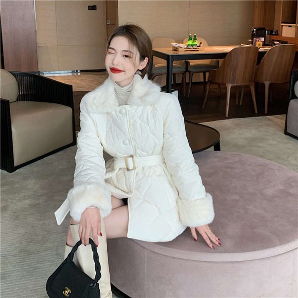 light luxurychic 2020 women new winter parka foreign coats for casual wool collar diamond lattice waist stitching cotton padded jacket bran, Black
light luxurychic 2020 women new winter parka foreign coats for casual wool collar diamond lattice waist stitching cotton padded jacket bran, Black