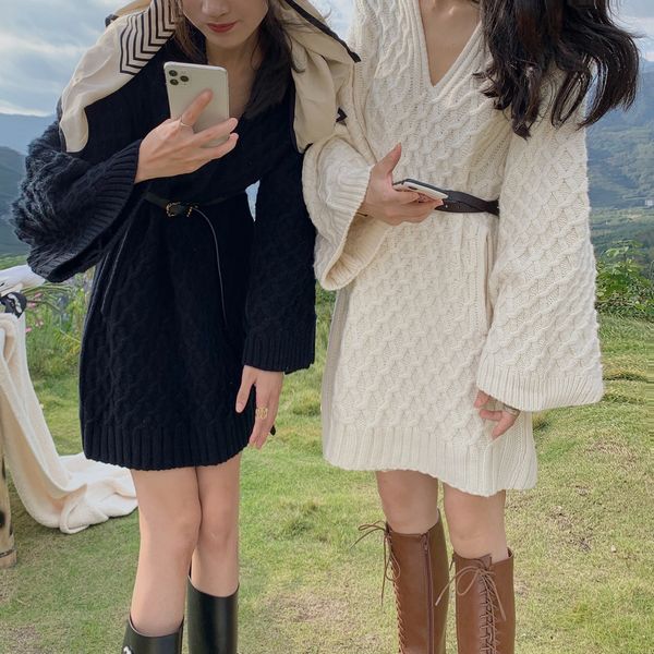 v-neck sweater spring womens clothing 2021 new korean version loose lazy wind waist slimming mid-length dress, White;black
v-neck sweater spring womens clothing 2021 new korean version loose lazy wind waist slimming mid-length dress, White;black