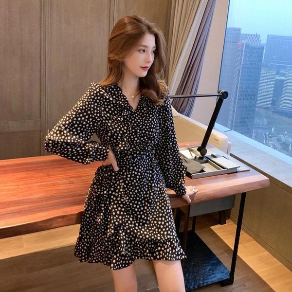 casual dresses women summer dress 2021 show thin wave fashion leisure floral chiffon mini vestido de mujer ydk955, Black;gray
casual dresses women summer dress 2021 show thin wave fashion leisure floral chiffon mini vestido de mujer ydk955, Black;gray