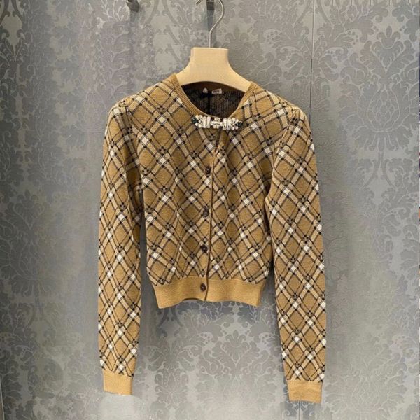miu family short coat luxury crystal button rhombic sweater single breasted long sleeve 2021 spring thin knitted cardigan0, White;black
miu family short coat luxury crystal button rhombic sweater single breasted long sleeve 2021 spring thin knitted cardigan0, White;black
