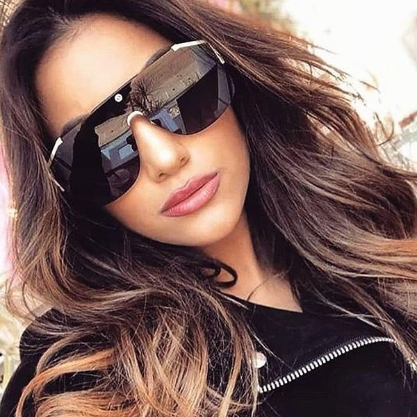 2021 fashion women sunglasses pilot semi rimless men designer sun glasses luxury ladies shades, White;black
2021 fashion women sunglasses pilot semi rimless men designer sun glasses luxury ladies shades, White;black