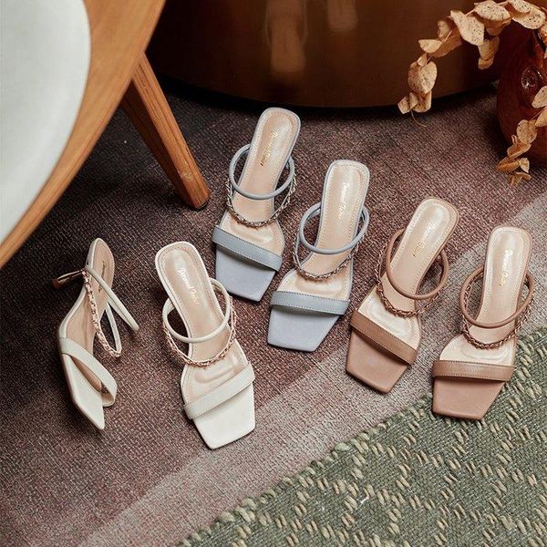 slippers shoes woman's luxury slides thin heels rivet rubber flip flops heeled mules low 2021 designer hawaiian high basic scand, Black
slippers shoes woman's luxury slides thin heels rivet rubber flip flops heeled mules low 2021 designer hawaiian high basic scand, Black