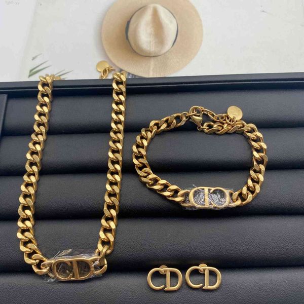 luxury designer fashion necklace d / di family cd letter net red female hip hop earrings bracelet set, Red;brown
luxury designer fashion necklace d / di family cd letter net red female hip hop earrings bracelet set, Red;brown