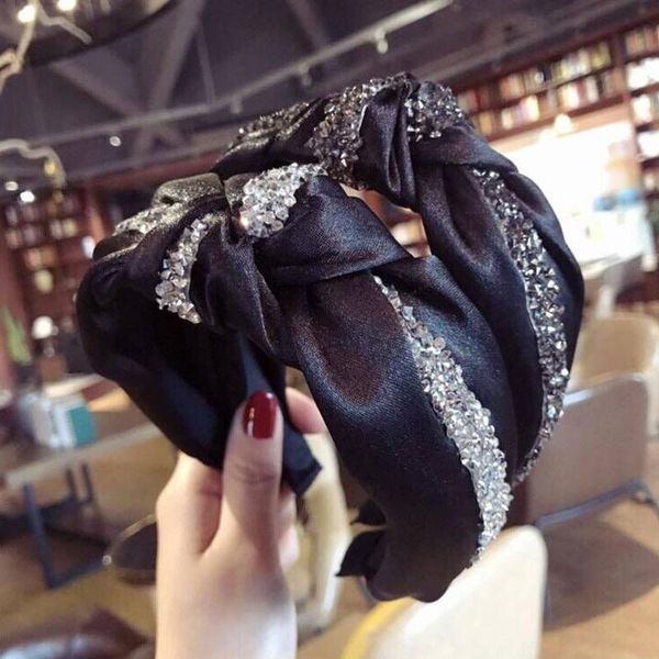 hair accessories 2021 korean fashion headband for women elegant crystal black ribbons hairbands holder turban wholesale
hair accessories 2021 korean fashion headband for women elegant crystal black ribbons hairbands holder turban wholesale