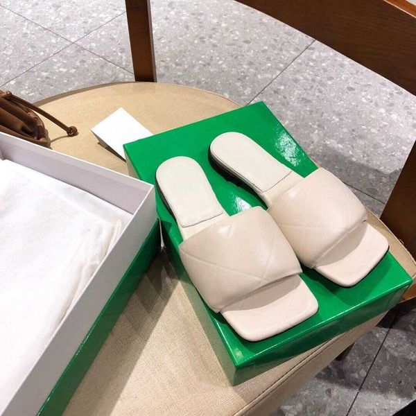 2021 spring and summer candy color foam slippers fashion leather flat bottom high heel thin british women's shoes zlh, Black
2021 spring and summer candy color foam slippers fashion leather flat bottom high heel thin british women's shoes zlh, Black