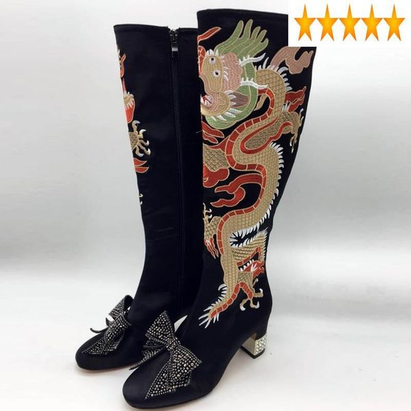 Boots Bow Dragon Personality Diamonds Embroidery Womens Heels Autumn Winter High Street Round Toe Zip Female Satin, Black
Boots Bow Dragon Personality Diamonds Embroidery Womens Heels Autumn Winter High Street Round Toe Zip Female Satin, Black