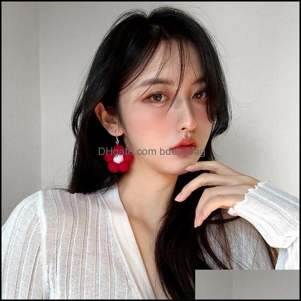& chandelier jewelryautumn and winter korean cute dangle female flower party wedding earrings jewelry for women drop delivery 2021 g4ver, Silver
& chandelier jewelryautumn and winter korean cute dangle female flower party wedding earrings jewelry for women drop delivery 2021 g4ver, Silver