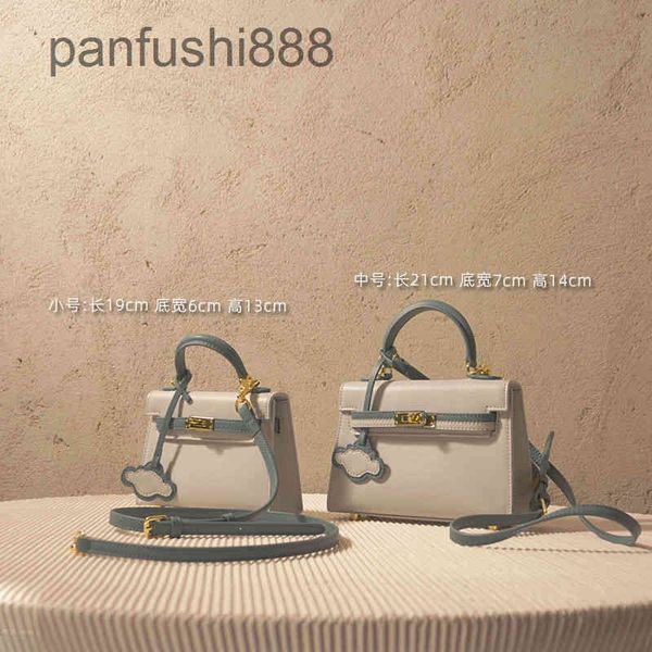 designer brand h handbags pendant designer splicing cloud haze blue advanced texture small second generation h yrec
designer brand h handbags pendant designer splicing cloud haze blue advanced texture small second generation h yrec