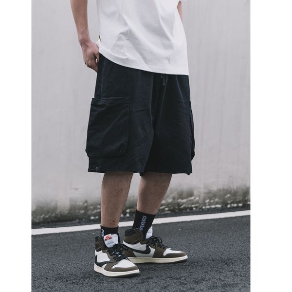 japanese trend over the knee casual fashion loose overalls shorts men's summer wear trendy hip-hop five-point pants, Black
japanese trend over the knee casual fashion loose overalls shorts men's summer wear trendy hip-hop five-point pants, Black