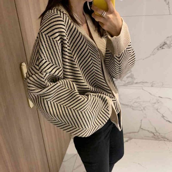 women's sweaters cardigan, knitted or crocheted, of crocheted wool xc1j, White;black
women's sweaters cardigan, knitted or crocheted, of crocheted wool xc1j, White;black