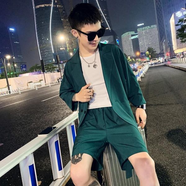 men's suits & blazers hong kong style men half sleeve suit jaket + pants 2 pieces solid color summer shorts fashion slim plus size, White;black
men's suits & blazers hong kong style men half sleeve suit jaket + pants 2 pieces solid color summer shorts fashion slim plus size, White;black