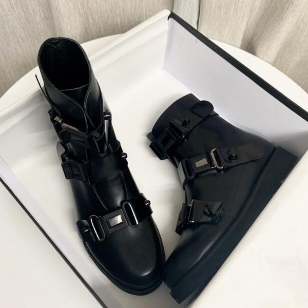 designer women man martin boot high luxury belt buckle punk rock flats shoes platform fashion round toe height increase boots plus size 35~4, Black
designer women man martin boot high luxury belt buckle punk rock flats shoes platform fashion round toe height increase boots plus size 35~4, Black