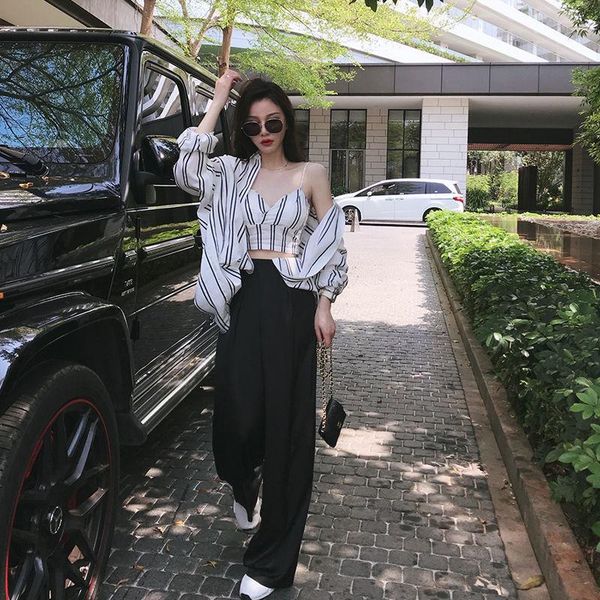 women's tanks & camis 2021 summer women loose thin striped sunscreen shirt chest pad net red sling small vest temperament suit, White
women's tanks & camis 2021 summer women loose thin striped sunscreen shirt chest pad net red sling small vest temperament suit, White