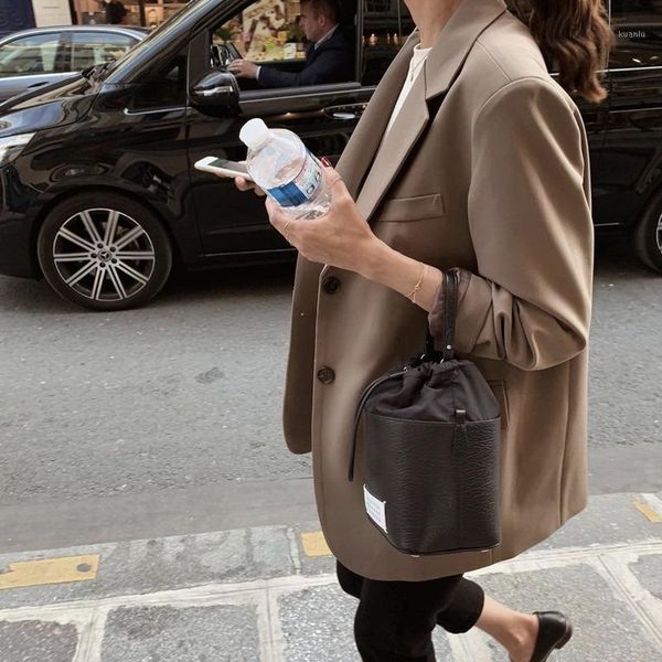 women's suits & blazers 2021 spring autumn temperament single-breasted women casual fashionable blazer ladies vintage slim jacket, White;black
women's suits & blazers 2021 spring autumn temperament single-breasted women casual fashionable blazer ladies vintage slim jacket, White;black