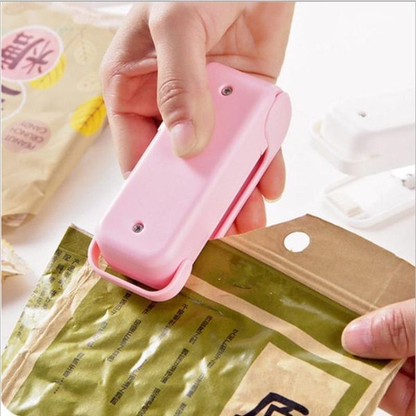 bag clips mini packing household heat sealing machine portable stapler shape capper preservation resealer
bag clips mini packing household heat sealing machine portable stapler shape capper preservation resealer