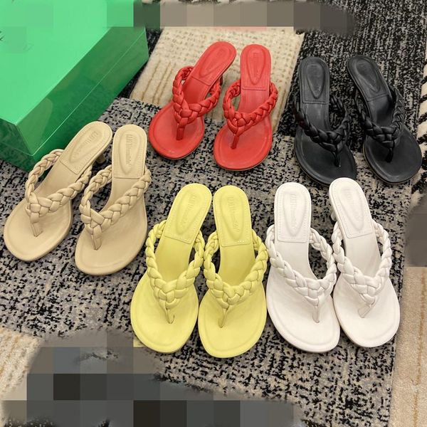 slippers high-heeled shoes lady casual slipers women slides rubber flip flops low luxury 2021 summer thin soft hawaiian rome pu, Black
slippers high-heeled shoes lady casual slipers women slides rubber flip flops low luxury 2021 summer thin soft hawaiian rome pu, Black