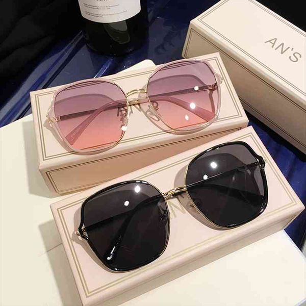 ms vintage sunglasses womens fashion oversized female, White;black 
ms vintage sunglasses womens fashion oversized female, White;black