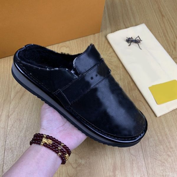 2021 new men shoes designer slippers sneaker monograns cozy mule shearling casual shoes sneakers loui with box eur 38-44, Black
2021 new men shoes designer slippers sneaker monograns cozy mule shearling casual shoes sneakers loui with box eur 38-44, Black