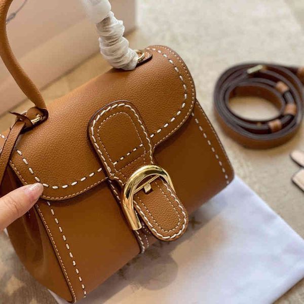 delvauxs belgium's de lvo fashion portable leather women's bag, leather, versatile high-end commuter handbag
delvauxs belgium's de lvo fashion portable leather women's bag, leather, versatile high-end commuter handbag
