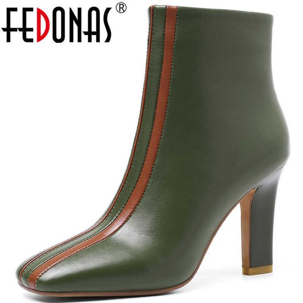 mixed colors ankle boots for women genuine leather high heels winter est party shoes woman 210528, Black
mixed colors ankle boots for women genuine leather high heels winter est party shoes woman 210528, Black