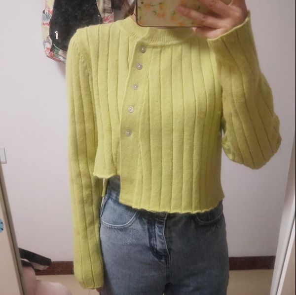 korea stripe line knitted hem irregular single-breasted cropped cardigan sweater retro short knitwear long sleeve jumper, White;black
korea stripe line knitted hem irregular single-breasted cropped cardigan sweater retro short knitwear long sleeve jumper, White;black