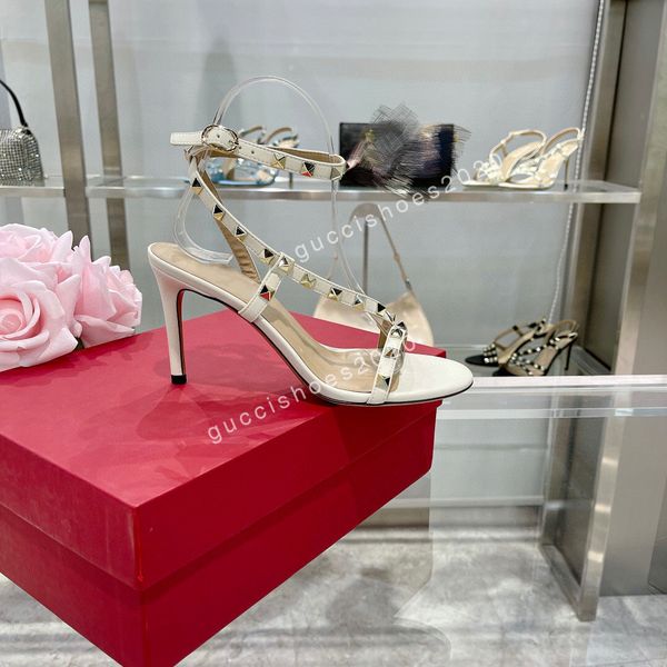 2022 designer shoes stud sandals rivets genuine leather slingback pumps ladies dress high heels wedding party fashion sandal shoe party size, Black;red
2022 designer shoes stud sandals rivets genuine leather slingback pumps ladies dress high heels wedding party fashion sandal shoe party size, Black;red