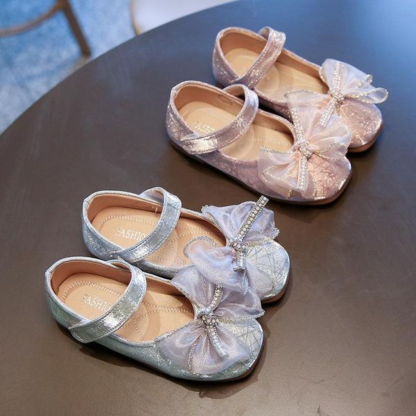flat shoes bling baby girl 2021 spring autumn korean for girls with butterfly-knot princess party leatherkids e07031, Black;grey
flat shoes bling baby girl 2021 spring autumn korean for girls with butterfly-knot princess party leatherkids e07031, Black;grey