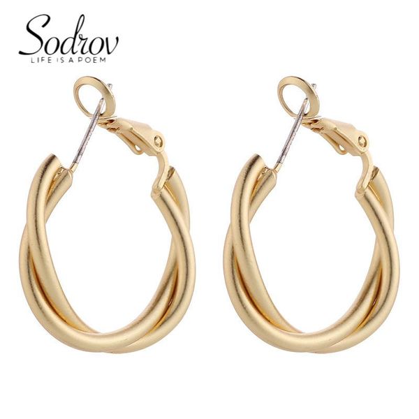 stud korean fashion vintage gold earrings women jewelry 2021 trend clip on gift earring, Golden;silver
stud korean fashion vintage gold earrings women jewelry 2021 trend clip on gift earring, Golden;silver