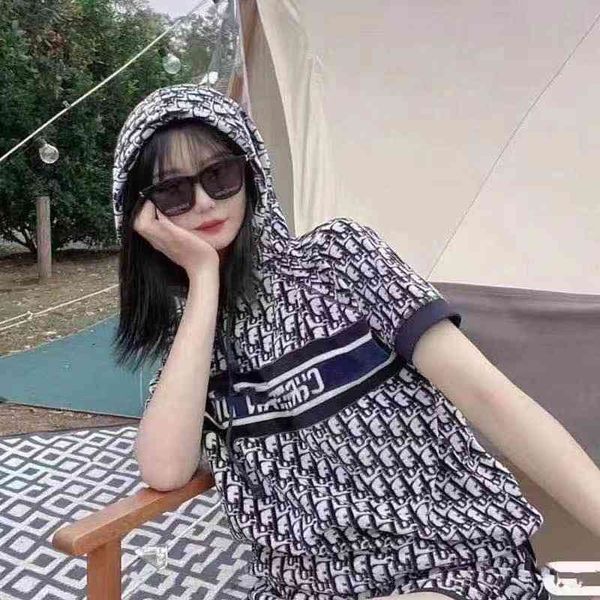 2022 factory wholesale new model hooded short sleeve casual sportswear women's shorts loose fashion 02, White
2022 factory wholesale new model hooded short sleeve casual sportswear women's shorts loose fashion 02, White