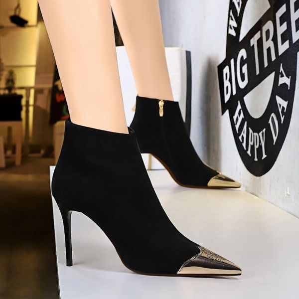 boots fashion female winter warm short plush ankle shoes for women metal decoration pointed toe stiletto heels booties, Black
boots fashion female winter warm short plush ankle shoes for women metal decoration pointed toe stiletto heels booties, Black