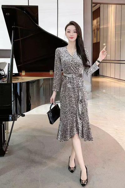 casual dresses kx08521 fashion women 2021 autumn dress luxury european design party style, Black;gray
casual dresses kx08521 fashion women 2021 autumn dress luxury european design party style, Black;gray