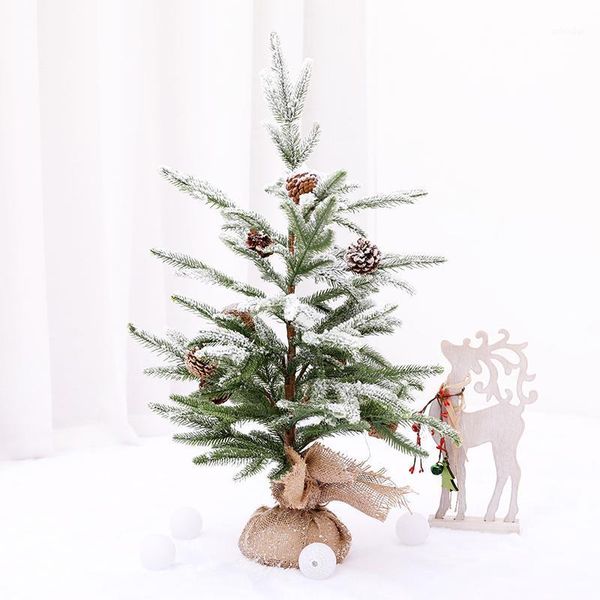 christmas decorations luxury tree shopping mall window snow scene decoration shooting background products falling ornaments props
christmas decorations luxury tree shopping mall window snow scene decoration shooting background products falling ornaments props