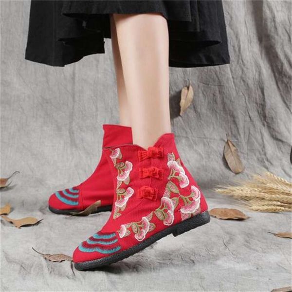 new national wind cloth single ox tendon soles, spring and autumn short boots, inner high embroidered, White;red
new national wind cloth single ox tendon soles, spring and autumn short boots, inner high embroidered, White;red