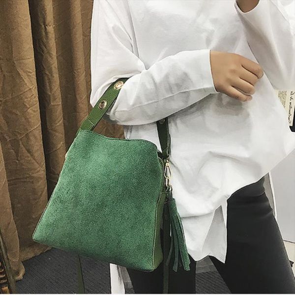 crossbody scrub bag bucket bag shoulder tote fashion zipper women vintage quality messenger simple tassel high agged, Red;black
crossbody scrub bag bucket bag shoulder tote fashion zipper women vintage quality messenger simple tassel high agged, Red;black