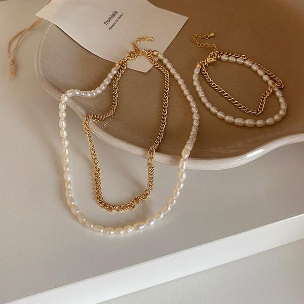 chokers double-layer irregular freshwater pearl necklaces golden metal buckle bead clavicle chain for women girls party jewelry, Golden;silver
chokers double-layer irregular freshwater pearl necklaces golden metal buckle bead clavicle chain for women girls party jewelry, Golden;silver
