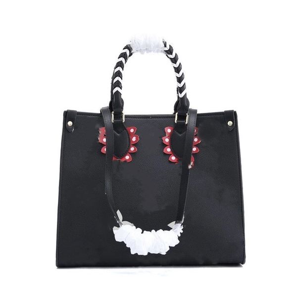 rsingle shoulder bag 2021 qiu dong the european and american fashion women luxury goods plain artwork
rsingle shoulder bag 2021 qiu dong the european and american fashion women luxury goods plain artwork