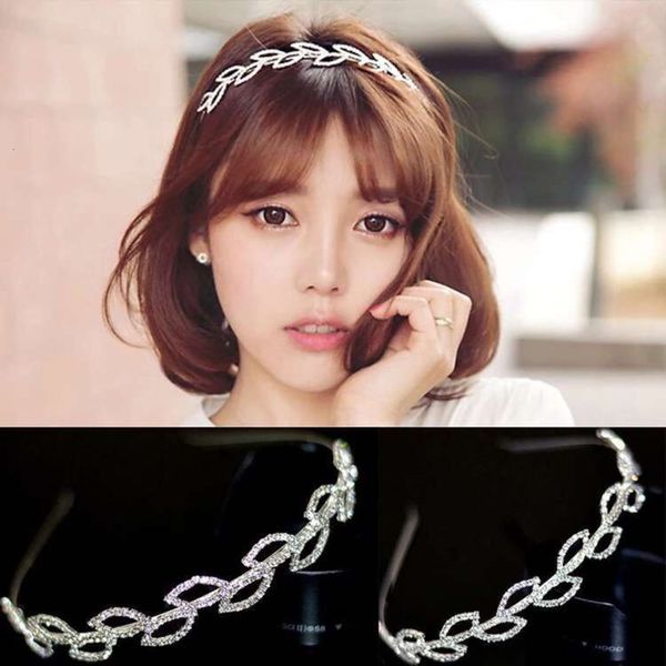 version rhinestone leaf hairband headband headdress, Black;brown 
version rhinestone leaf hairband headband headdress, Black;brown