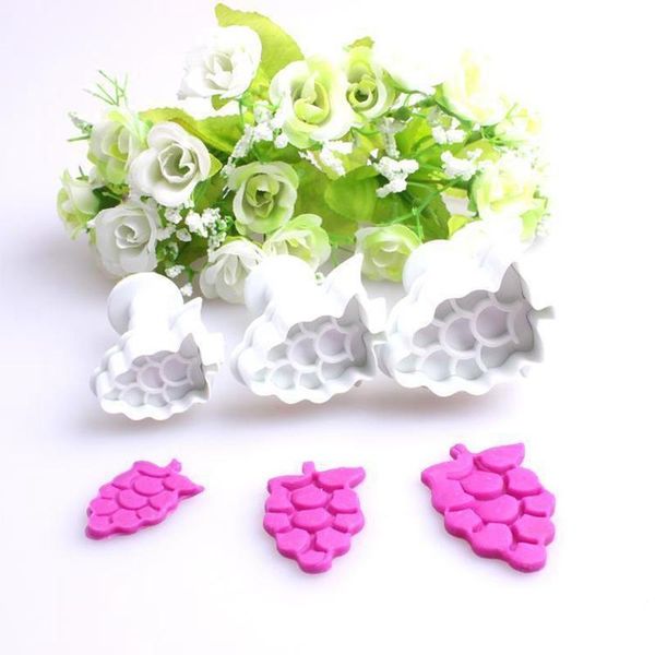 baking moulds 3pcs/set turn sugar double spring grapes cake mold fondant cookies bakeware pastry decorating mould tools
baking moulds 3pcs/set turn sugar double spring grapes cake mold fondant cookies bakeware pastry decorating mould tools