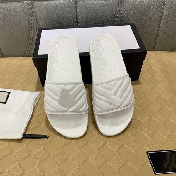 2021 seller of men's luxury designer slippers fashion beach shoes indoor shoes flat sandals eur 38-44 gfw, Black
2021 seller of men's luxury designer slippers fashion beach shoes indoor shoes flat sandals eur 38-44 gfw, Black