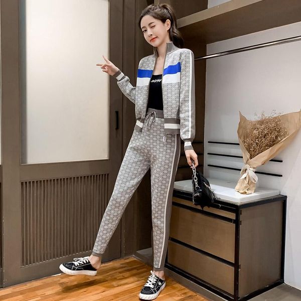 women's two piece pants 2021 spring and autumn style fashion street printed letter high collar zip-up jacket trousers knitting suit two, White
women's two piece pants 2021 spring and autumn style fashion street printed letter high collar zip-up jacket trousers knitting suit two, White