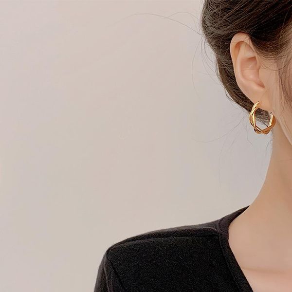 hoop & huggie retro small hook stud earrings women gold color circle earring geometric elegant sweet girl fashion trendy zinc alloy kolczyki, Golden;silver
hoop & huggie retro small hook stud earrings women gold color circle earring geometric elegant sweet girl fashion trendy zinc alloy kolczyki, Golden;silver