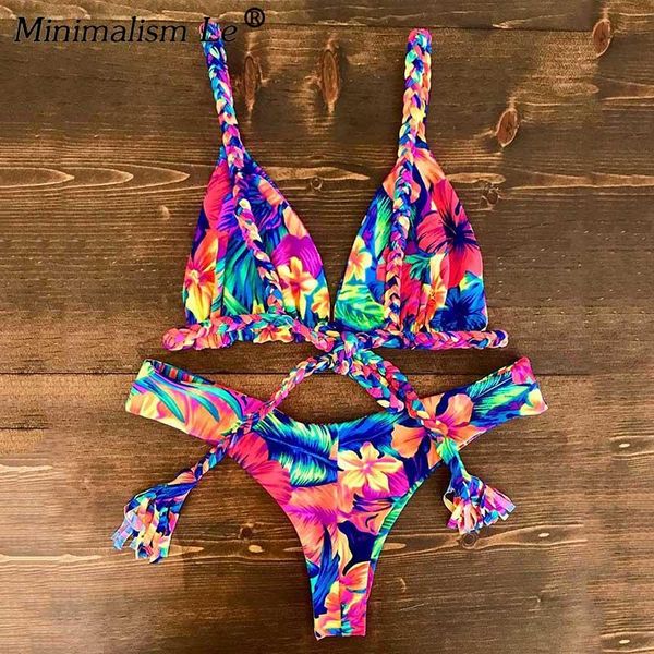 women print bandage swimwear low waist bathing suit bikini set hollow swimsuit brazilian bikinis female beachwear biquini
women print bandage swimwear low waist bathing suit bikini set hollow swimsuit brazilian bikinis female beachwear biquini