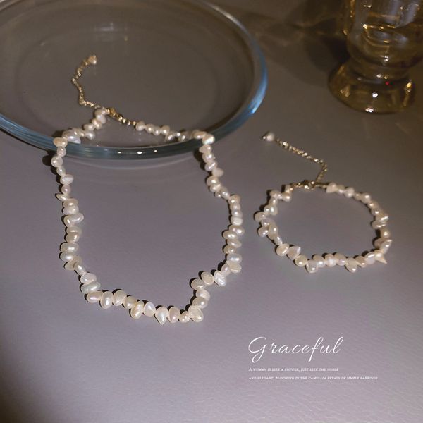 chain women pendants fresh water pearl necklace light luxury temperament clavicle korean personality fashion simple style design, Silver 
chain women pendants fresh water pearl necklace light luxury temperament clavicle korean personality fashion simple style design, Silver