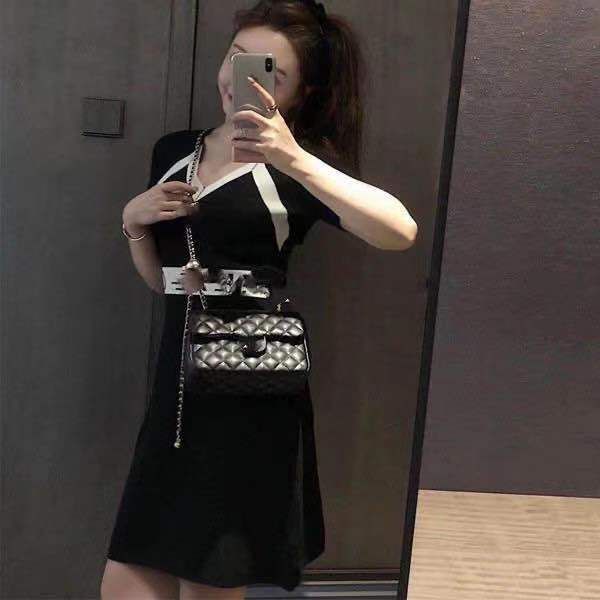 women's clothing design v-neck short sleeve ice knit fashionable temperament slim black dress summer women casual dresses, Black;gray
women's clothing design v-neck short sleeve ice knit fashionable temperament slim black dress summer women casual dresses, Black;gray