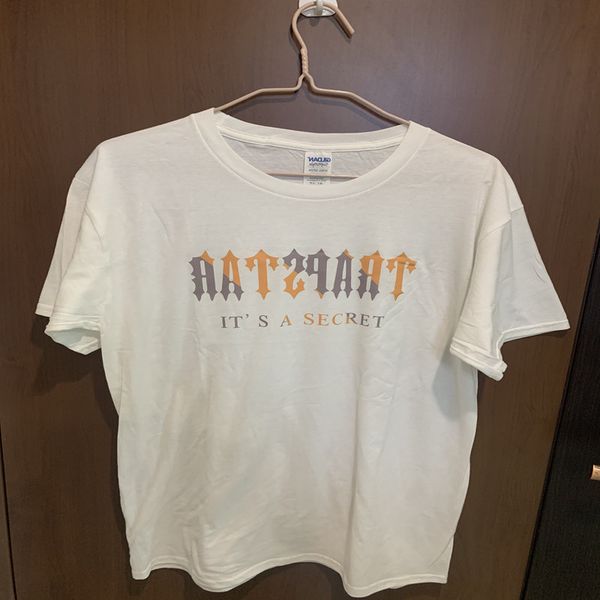 t shirt 2022 spring and summer trend with the same hip-hop retro print short-sleeved tshirt for men women trapsta 3d letters, White;black
t shirt 2022 spring and summer trend with the same hip-hop retro print short-sleeved tshirt for men women trapsta 3d letters, White;black