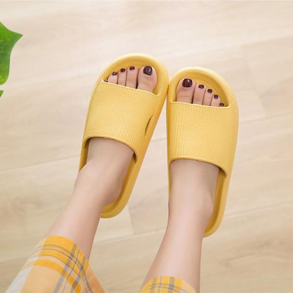 2021 thick sole home women slippers heel ladies platform flat shoes non-slip eva living room indoor slides women slippers, Black 
2021 thick sole home women slippers heel ladies platform flat shoes non-slip eva living room indoor slides women slippers, Black
