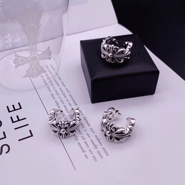 delicate ring croquet cross opening for men and women with hip hop roman pattern, Silver
delicate ring croquet cross opening for men and women with hip hop roman pattern, Silver
