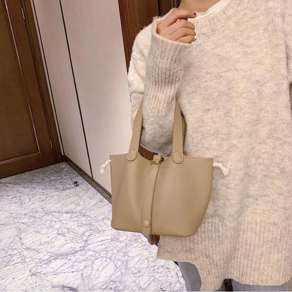 storage bags women retro pu bag fashion solid color ladies purse shoulder casual travel school student tablet office lady handbag
storage bags women retro pu bag fashion solid color ladies purse shoulder casual travel school student tablet office lady handbag