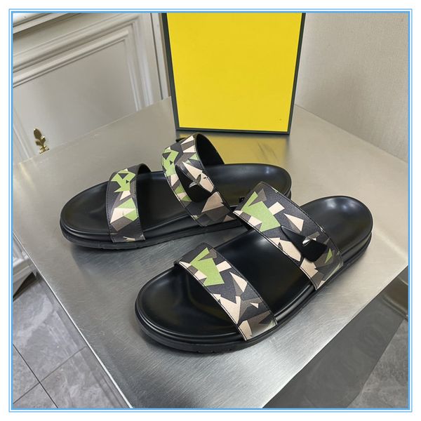 2021ss fashion trend slippers summer luxury men beach big head slippers designer true leather flat sandals camouflage bath men slippers size, Black
2021ss fashion trend slippers summer luxury men beach big head slippers designer true leather flat sandals camouflage bath men slippers size, Black